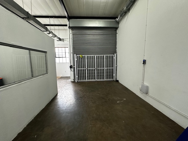 To Let Commercial Property for Rent in Maitland Western Cape